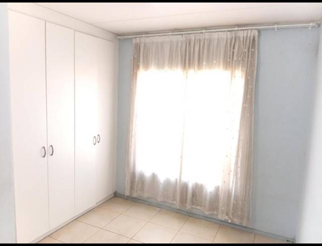 2 BEDROOM COMPLEX FOR SALE IN COMET